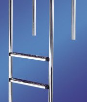 echelle droite pour piscine